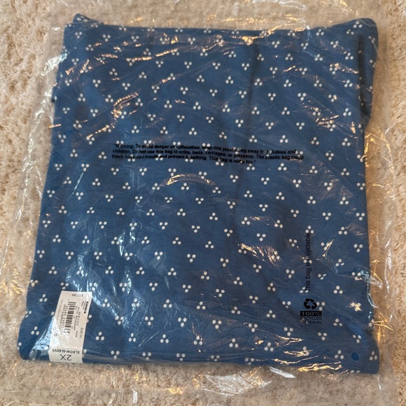 Croft & Barrow Blue Elbow Sleeve Top - Picture 4 of 4